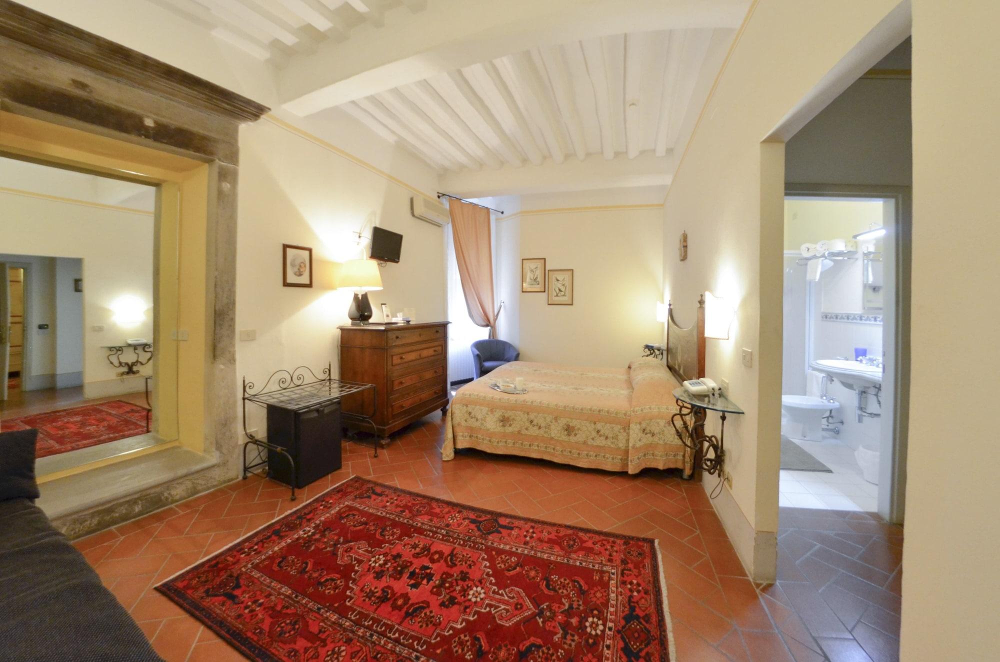 B&B Piccolo Hotel Кортона Экстерьер фото