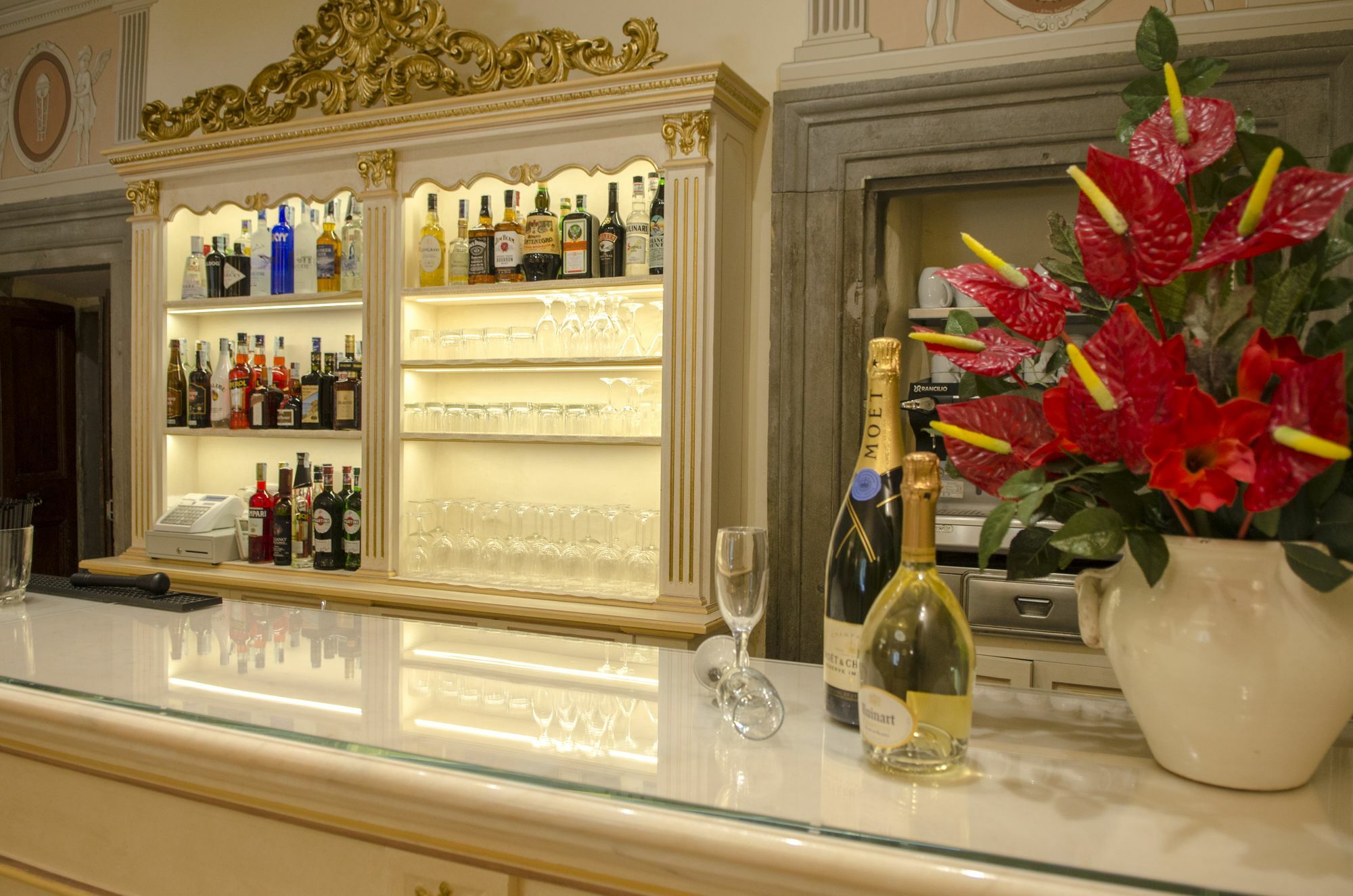 B&B Piccolo Hotel Кортона Экстерьер фото